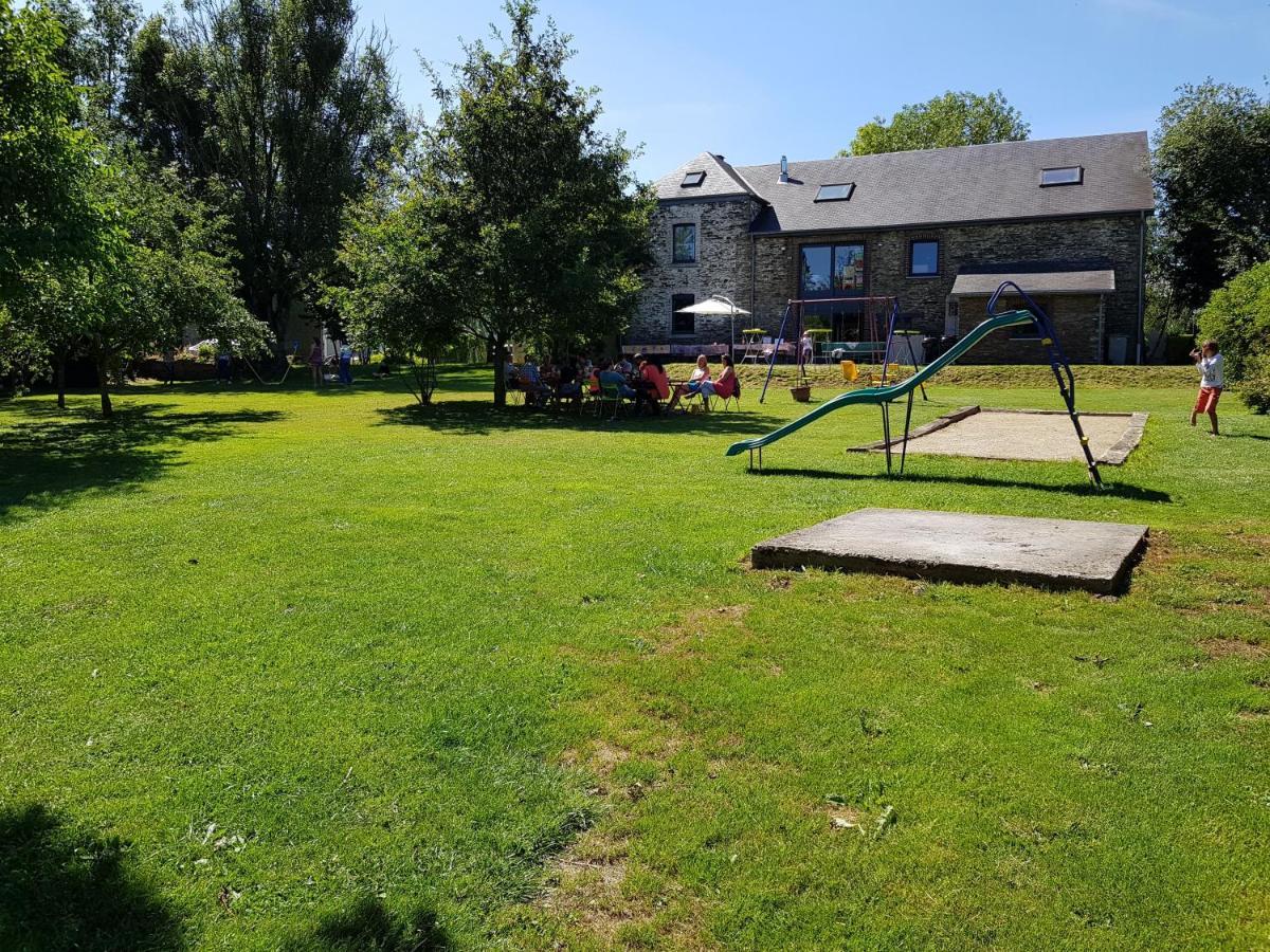 Espace Cosmos Vaux-sur-Sure Luaran gambar